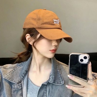 鸟姐妹的反差生活第三季 海报